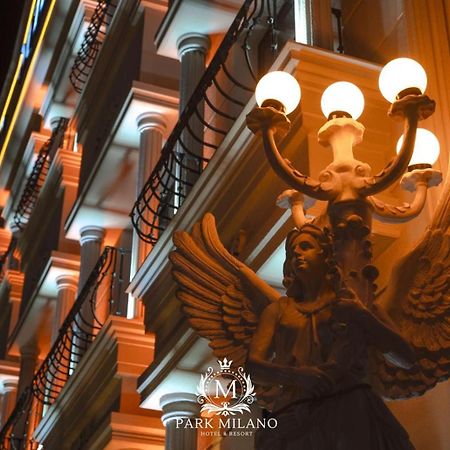 Park Milano Hotel Smirne Esterno foto